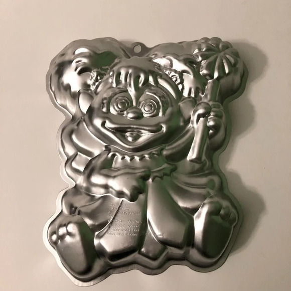 Wilton Sesame Street Abby Cadabby 2105 4444 Cake Pan  Fairy Monster Mold - Picture 2 of 13